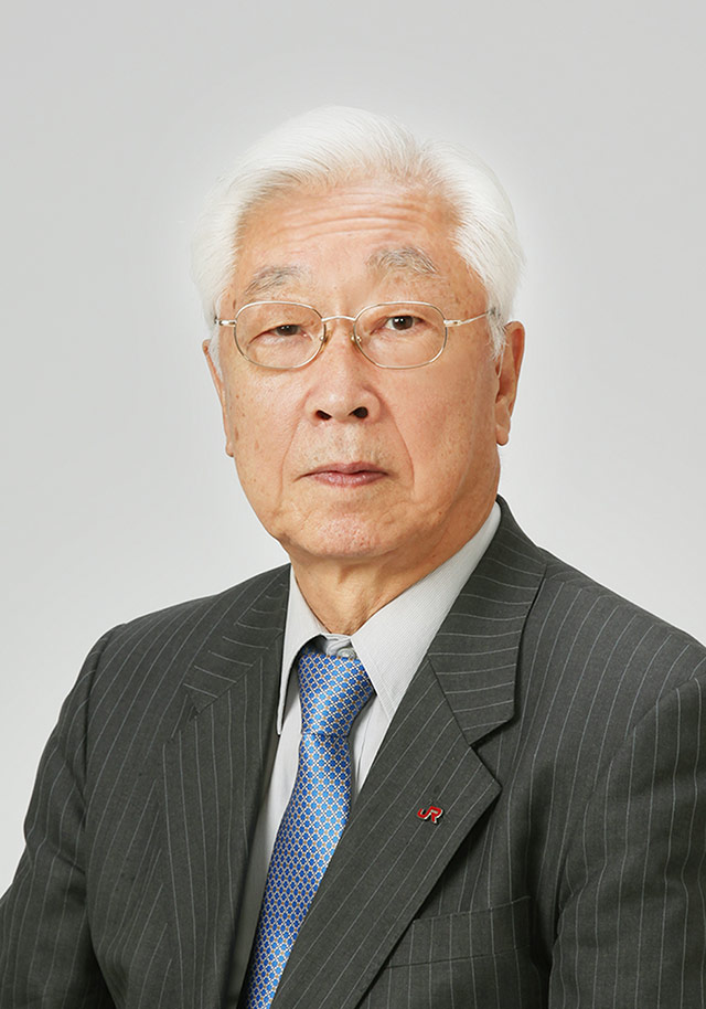 石原　進　氏