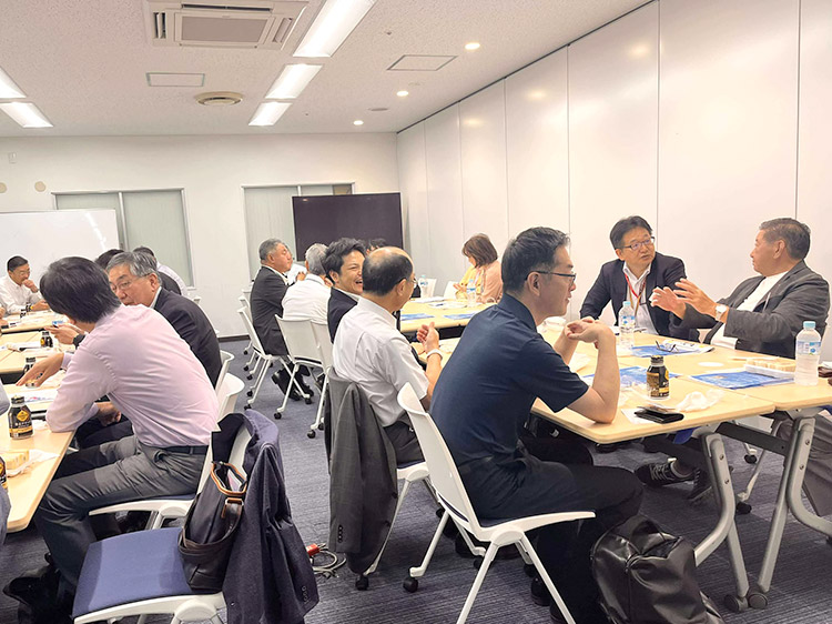 令和7年度 9月早朝会(第225回)の様子1